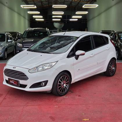 FORD FIESTA 1.5 SE HATCH 16V FLEX 4P MANUAL FORD FIESTA 1.5 SE HATCH 16V FLEX 4P MANUAL